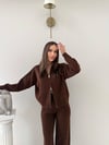 KAYIK YAKA ÇİFT FERMUARLI HIRKA VE PANTOLONLU TRİKO İKİLİ TAKIM ACI KAHVE