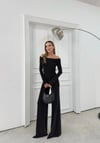 MADONNA YAKA BLUZ VE PANTOLONLU SİMLİ İKİLİ TAKIM