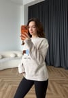 Nakiş Detay Oversize Yumoş Dokulu Kazak Bej 2578