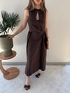 Ön Damla Dekolte Detay Bel Drape Can Etek Detay Uzun Elbise Acı Kahve 2337