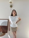 Vatkalı Bel Drape Aksesuar Detay Sandy Bluz Beyaz 2303