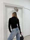 YAKALI ÇITÇITLI PARMAK GEÇMELİ MODAL BLUZ SİYAH