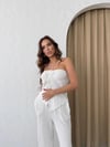 YIRTMAÇLI BÜZGÜLÜ BLUZ VE PANTOLONLU GOFRE İKİLİ TAKIM BEYAZ