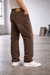 Jeans Erkek Regular Fit Koyu Kahve Doğal Yıkamalı Denim Pantolon – Rahat Dökümlü Kalıp
