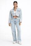 Jeans Kadın Mavi Crop Denim Ceket – Rahat Kalıp Jean Ceket
