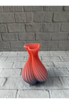 Kalp Tasarımlı Modern Dekor Vazo 15 cm Şık ve Estetik Görünüm
