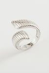 Oval Çizgili Metal Yüzük