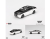 Mini GT BMW i7 xDrive60 Alpine White / Black Sapphire Diecast Model Araba
