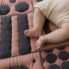 Monti Organik Pamuk Emekleme Minderi, Bebek Oyun Matı, Çift Taraflı Montessori Tasarım 100x100 cm