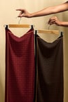 Siyah ve Bordo Kök Desen İpek Şal 70x200