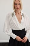 Aksesuar Detaylı Bodysuit Bluz - Ekru