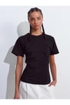 31585-drape-detayli-t-shirt-siyah-9d3362.jpg