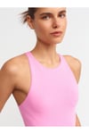 kadin-halter-yaka-tshirt-a2a5f4.jpg