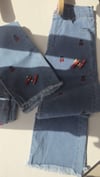 6-12 YAŞ KİRAZ NAKIŞLI JEAN PANTOLON