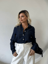 Retro Düğme Detay Geniş Manşetli Yumuşak Dokulu Denim Gömlek