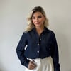 Retro Düğme Detay Geniş Manşetli Yumuşak Dokulu Denim Gömlek