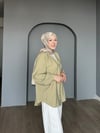 V Yaka Düğmeli Modal Gömlek
