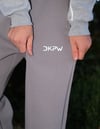 DKPW REFLEKTÖR BASKILI BAGGY KALIP ŞARDONLU EŞOFMAN ALTI FÜME