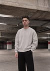PARÇA DETAYLI DKPW ORTA NAKIŞLI YIKAMALI SWEAT GRİ