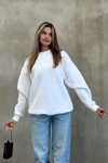 Basic Bisiklet Yaka Oversize Sweatshirt - Beyaz