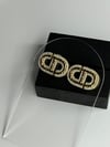 CD Taşlı Küpe