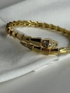 Serpentina Taşlı Gold Kelepçe