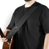Martin Custom Shop Deri Gitar Askısı (Pena Cepli) - Siyah