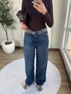 Belden Katlama Detaylı Leoparlı Jean