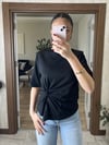Büzgü Detaylı Basic Tişört Siyah