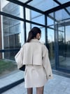 Cape Detaylı Kemerli Trençkot Taş Rengi