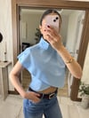 Dik Yaka Düğme Detaylı Crop Bluz Mavi
