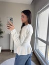 V Yaka Volanlı Fermuarlı Hırka Ekru