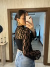 Yüksek Yaka Dantel Detay Bluz