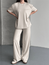 Kadın Bisiklet Yaka Taş İşlemeli Oversize T-Shirt ve Pantolon Takımı - HYN-00000879-006 - BEJ