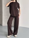 Kadın Bisiklet Yaka Taş İşlemeli Oversize T-Shirt ve Pantolon Takımı - KAHVERENGİ
