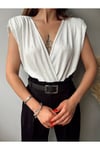 Kadın Derin V Yaka Saten Görünümlü Vatkalı Bodysuit HYN-58048 - BEYAZ