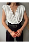 Kadın Derin V Yaka Saten Görünümlü Vatkalı Bodysuit HYN-58048 - BEYAZ