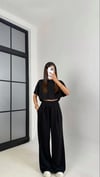 Kadın Dökümlü Crop Tişört ve Pantolon Takımı - Siyah