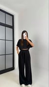 Kadın Dökümlü Crop Tişört ve Pantolon Takımı - Siyah