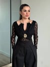 Kadın Gold Aksesuar Detaylı Dantel Bodysuit Bluz - Siyah