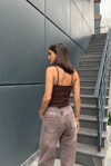 Kadın Ön Detaylı İp Askılı Crop Bluz - Kahverengi