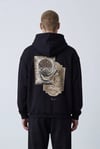 GRAVÜR MOTİFLİ KAPŞONLU SWEATSHİRT 7038