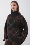 Kadın Kahve Ekose Desenli Oversize Triko Kazak
