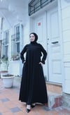 Önü Taş İşlemeli Şallı Tesettür Elbise Siyah HNT7102