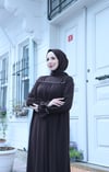 Önü Ve Kol Ucu Taş İşlemeli Şallı Tesettür Elbise Kahve  HNT7102