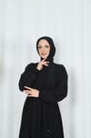 Biritli Kuşaklı Tesettür Elbise Siyah HNT7134