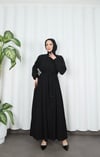 Biritli Kuşaklı Tesettür Elbise Siyah HNT7134