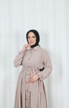 Boydan Düğmeli Kuşaklı Katlı Elbise Krem  HNT8593