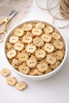 12 mm 50’li Ahşap Elma Düğme – DIY, Amigurumi ve Bebek Ürünleri İçin