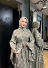 Kolu Volanlı Ekose Desen Elbise Yeşil